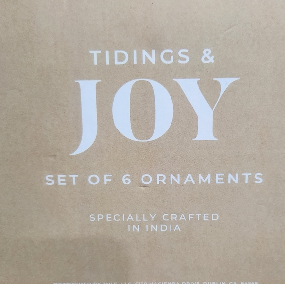 🆕️ Tidings & Joy Cut Glass Ornaments - Picture 8 of 10